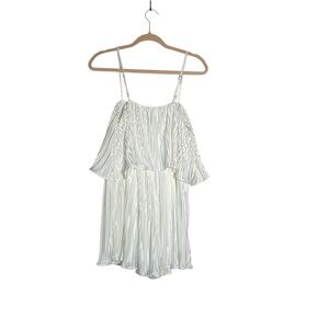 Lulu's Ivory Satin‎ Fabric